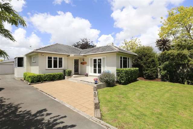 70 Sandwich Road Saint Andrews_1