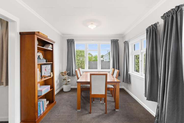 92 New Renwick Road Burleigh_16