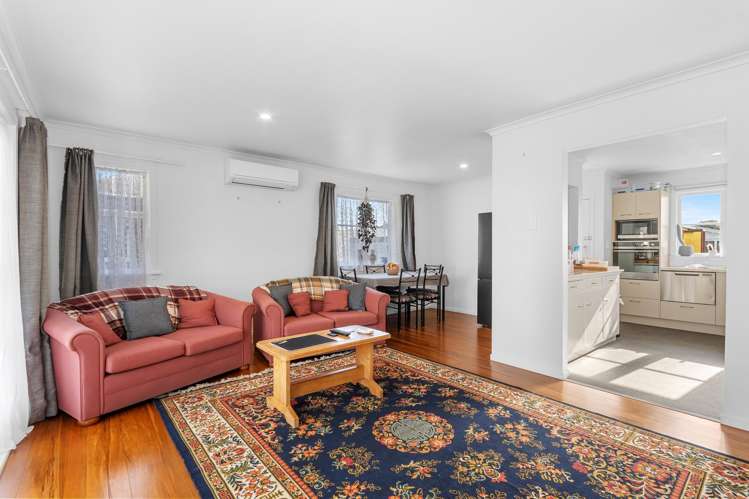 1a Whimp Avenue Onerahi_2