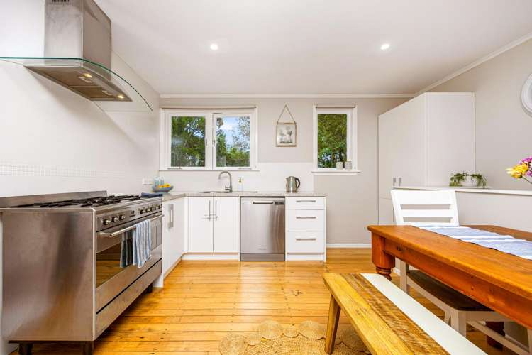 56 Waima Crescent Titirangi_9