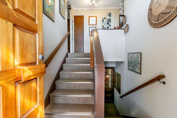 621 Marine Parade Napier South_11