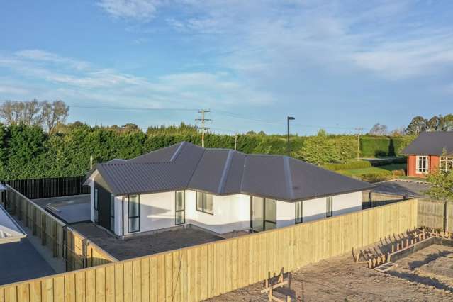 241 Racecourse Road Allenton_1