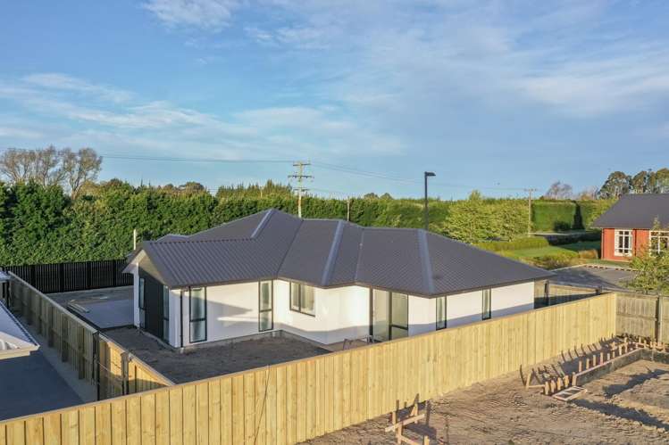 241 Racecourse Road Allenton_1