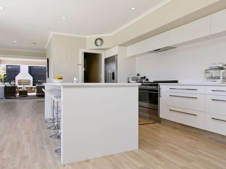 16 Facilita Avenue Wharewaka_9