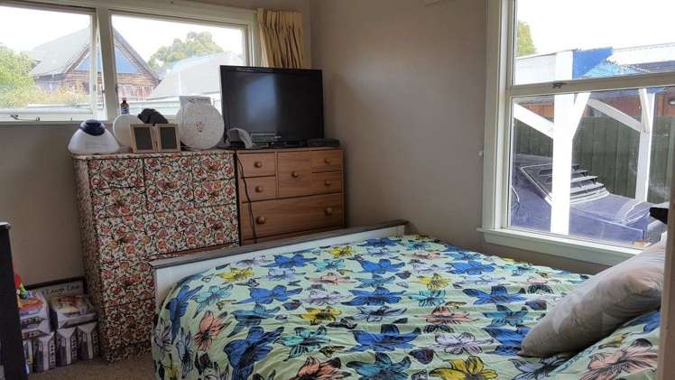 7 Rennie Place The Pines Beach_9