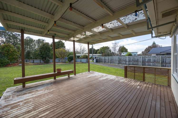 5 Reid Line West Feilding_23
