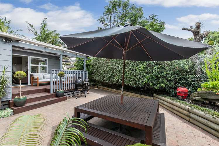 33a Coral Crescent Panmure_22