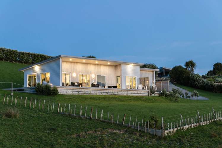 225 Wheatstone Road Wainui_27