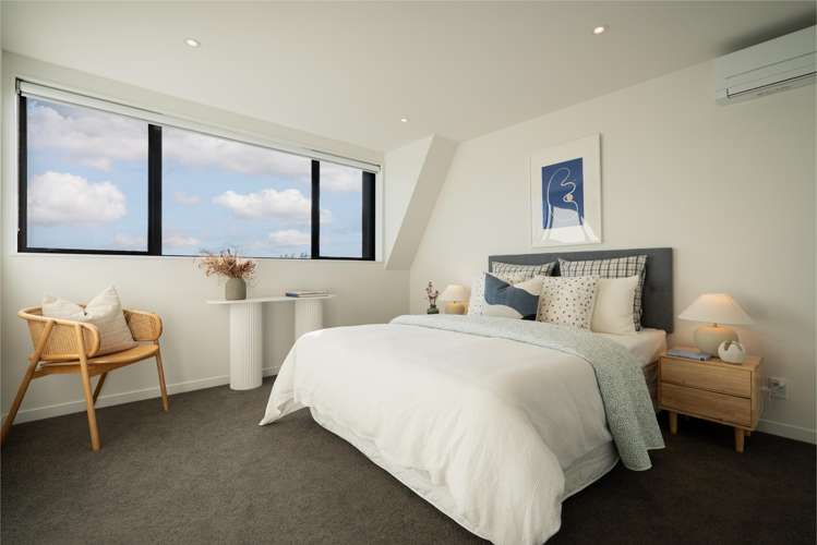 2/52 Sainsbury Road Mount Albert_11