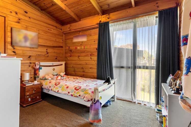 33 Hadley Wood Drive Wattle Downs_11