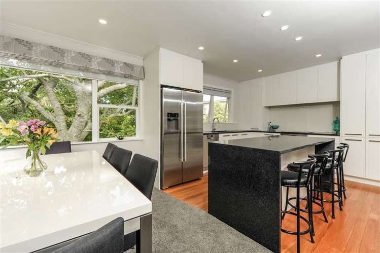 13 Fowey Avenue Te Atatu South_6