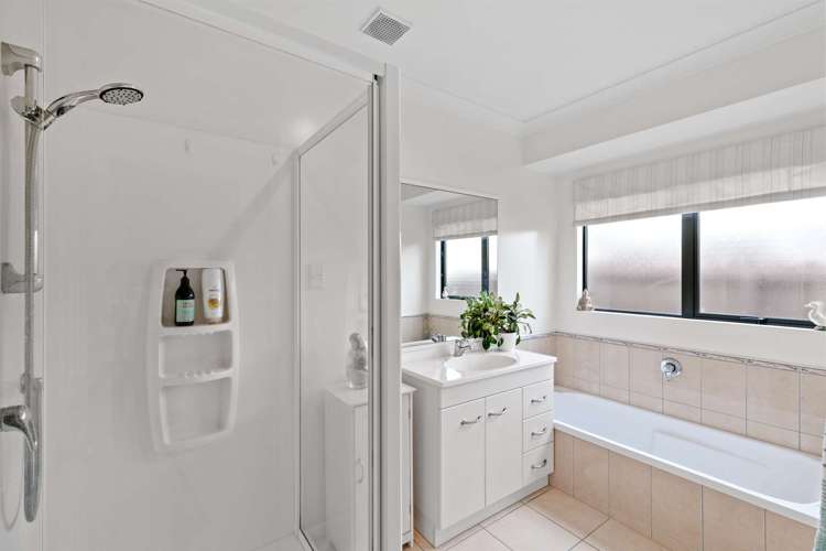 81 Riverside Drive Waiuku_12