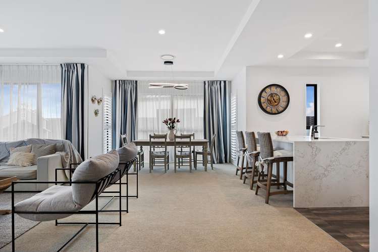 13 Selfe Crescent Burwood_6