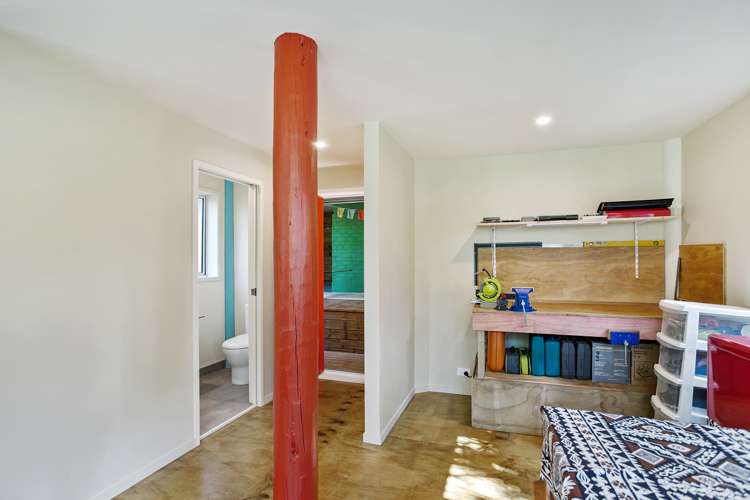 14 Hollywood Avenue Titirangi_12