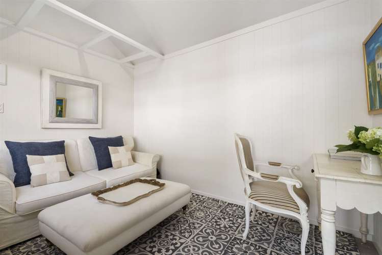 49b Roland Road Greenhithe_12