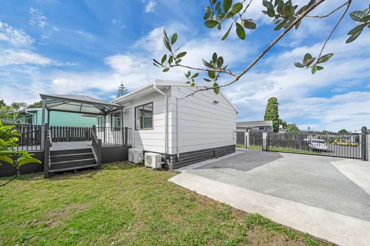 16A Hatherley Place Clendon Park_36