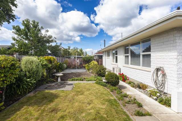 2/15 Apollo Place Papanui_2