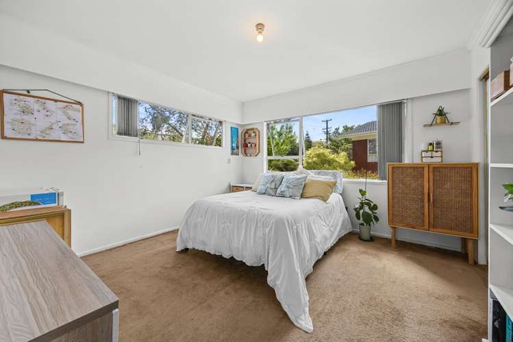 42 Shetland Street Glen Eden_26