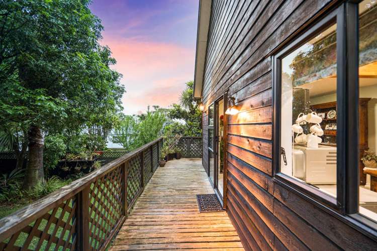 2/3 Lyell Court Clover Park_12