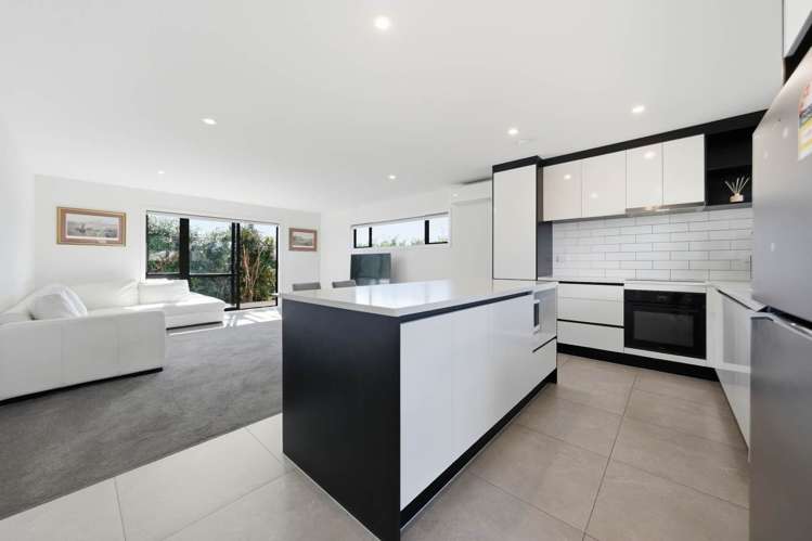 107A Te Atatu Road Te Atatu South_7