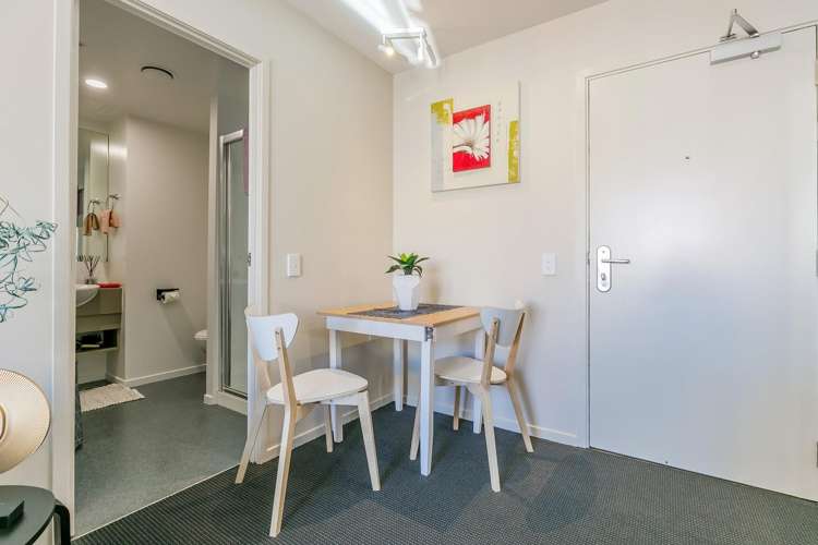 Flat 1105/85 Wakefield Street Auckland Central_7