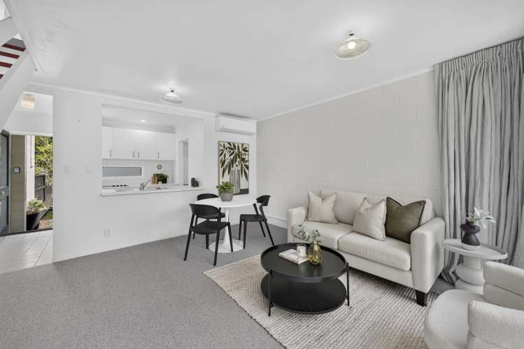 3/41A Mariri Road_4