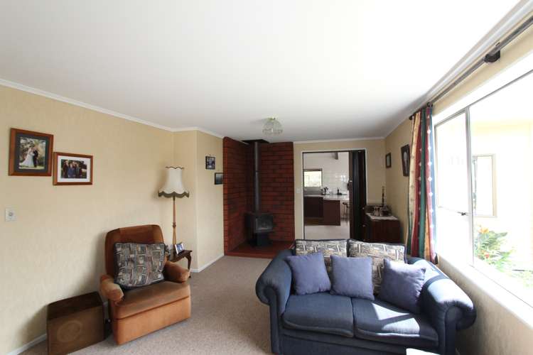 96 Huxley Street Pahiatua_12