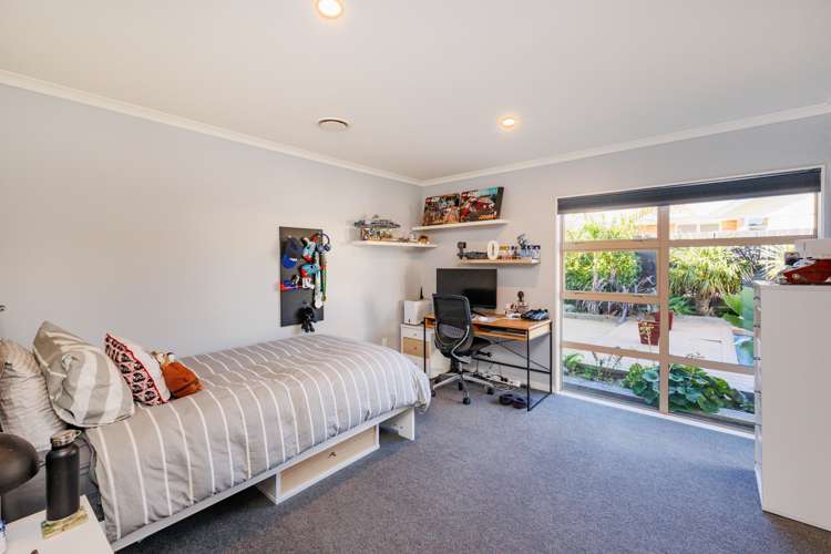 165 Pacific Drive Fitzherbert_21