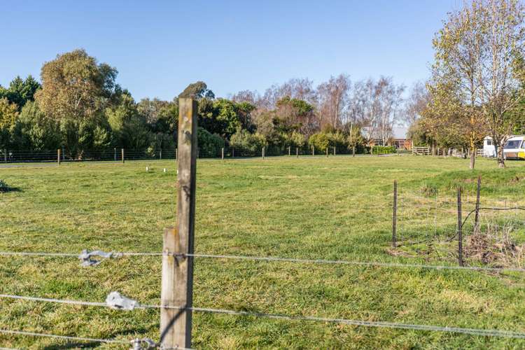 148 Willow Park Drive Opaki_20