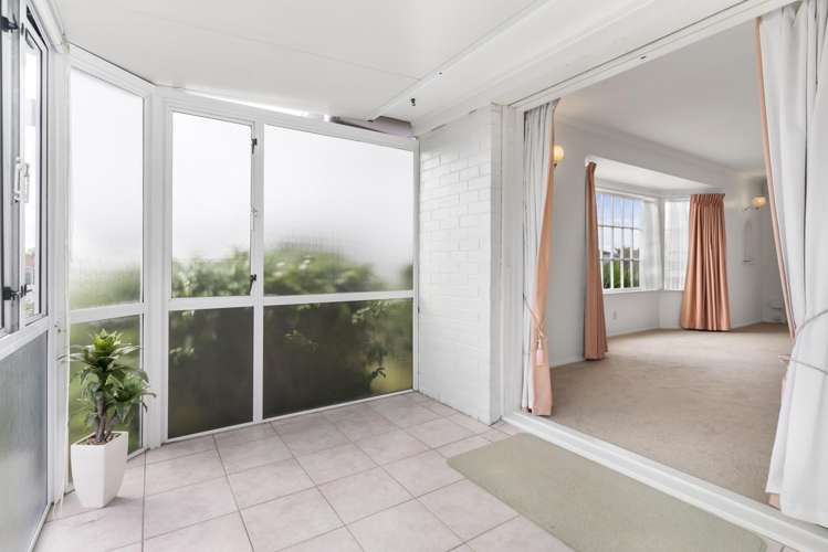 1/3 Gordon Avenue Forrest Hill_5