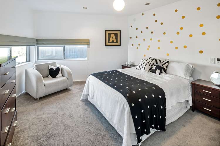 5/2 Onslow Road Khandallah_9