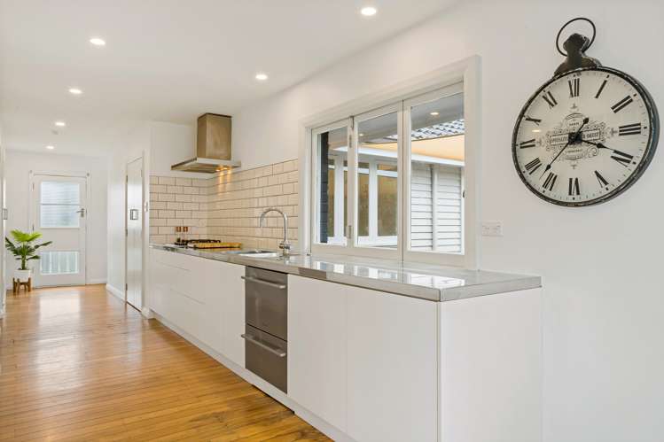 2/298 Ellerslie-Panmure Highway Mount Wellington_6