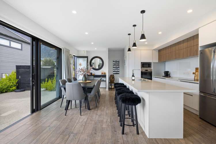 3A Rannoch Drive Jacks Point_24