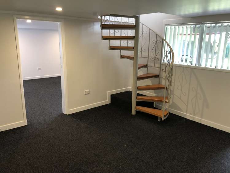 145 Golf Road Titirangi_22