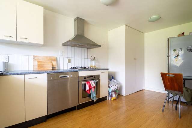 3/23 Nairn Street Mount Cook_2