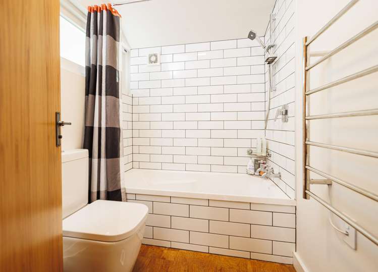 2/63 Papanui Road Merivale_8