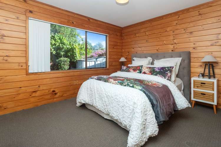 2/43 Carnoustie Drive Wattle Downs_9