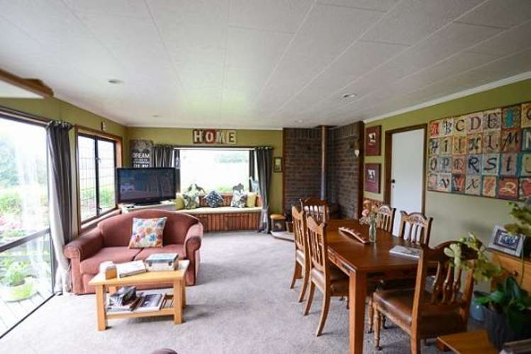 13 Calder Street Owaka_12