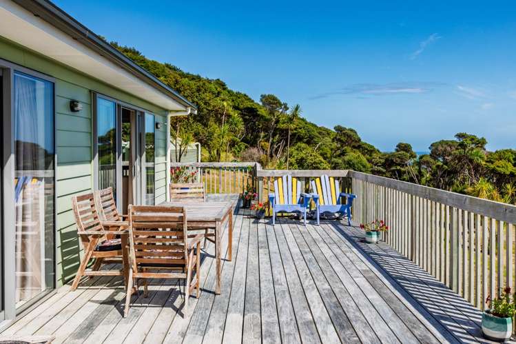 8 Te Hunoke Road Omapere_18