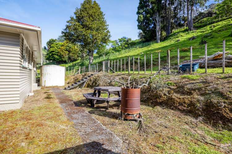 48A-B Whangamomona Road Whangamomona_16