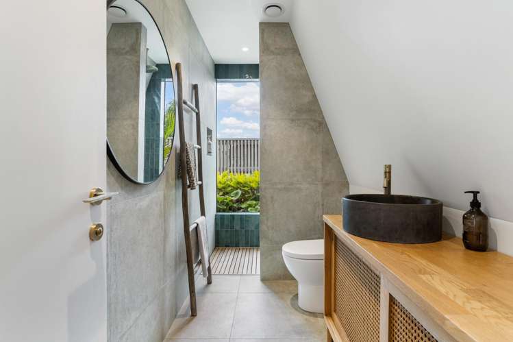 712 Port Road Whangamata_7