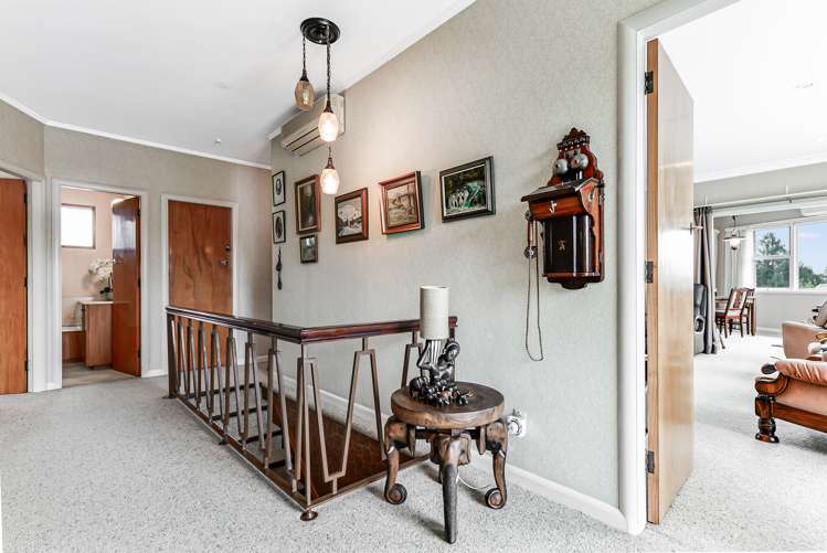 765 River Road Chartwell_18