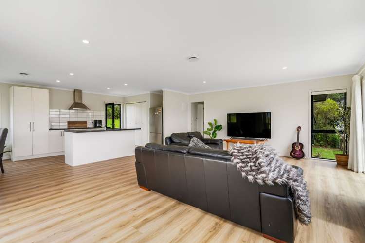 4 Gillespie Drive Baylys Beach_7