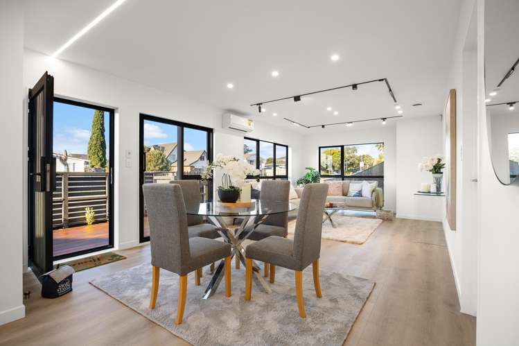 1/31 Akoranga Drive_4