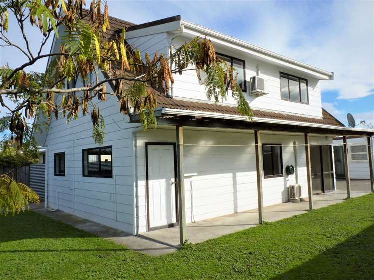 1/247 Flaxmere Avenue_0