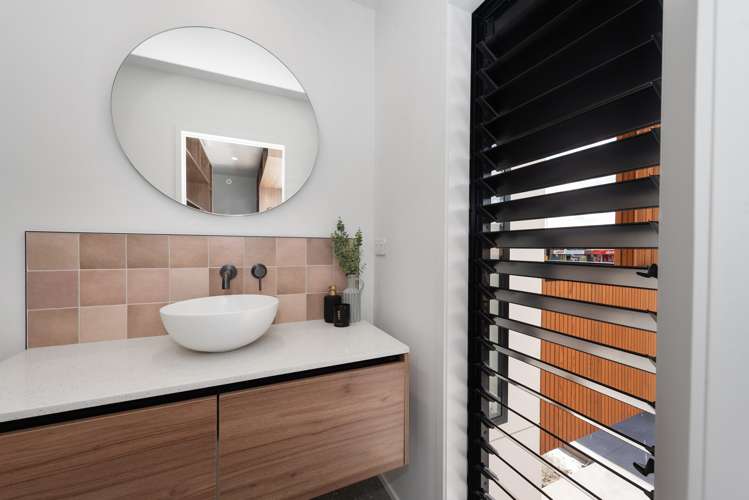 3/1368 Victoria Street Beerescourt_13