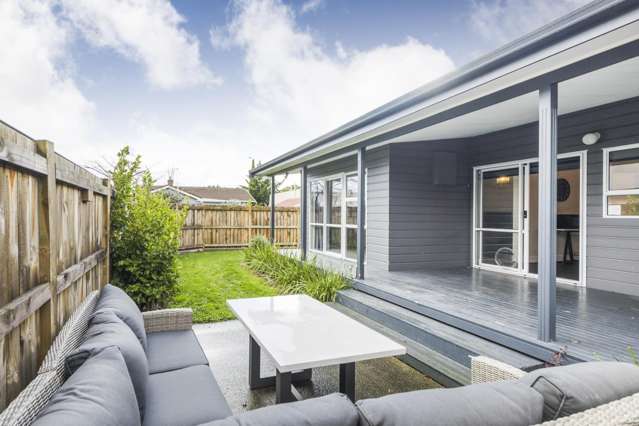 8 Ngaio Street West End_2