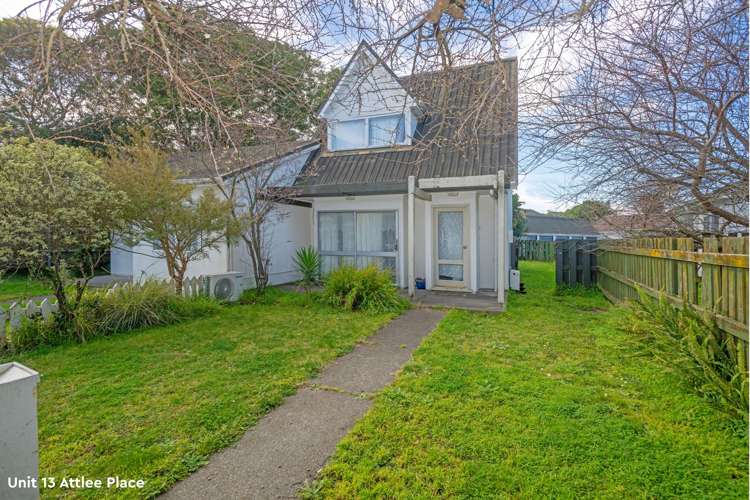 12 and 13 Attlee Place Gisborne_14