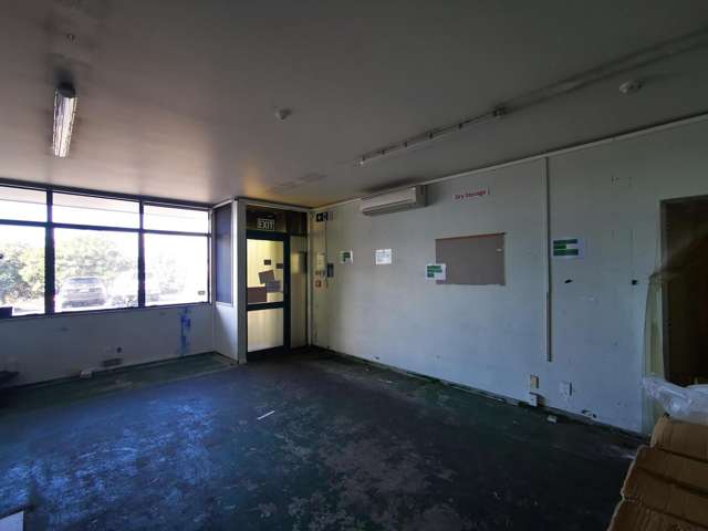 3/33-35 Waipareira Avenue Henderson_4