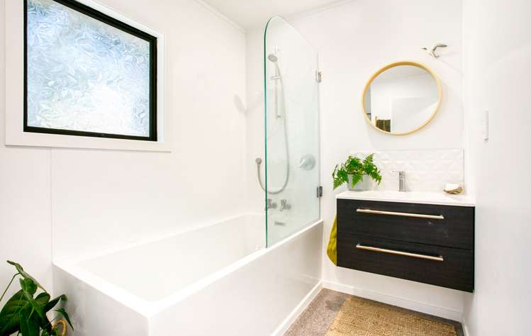 4 Staley Road Parau_8